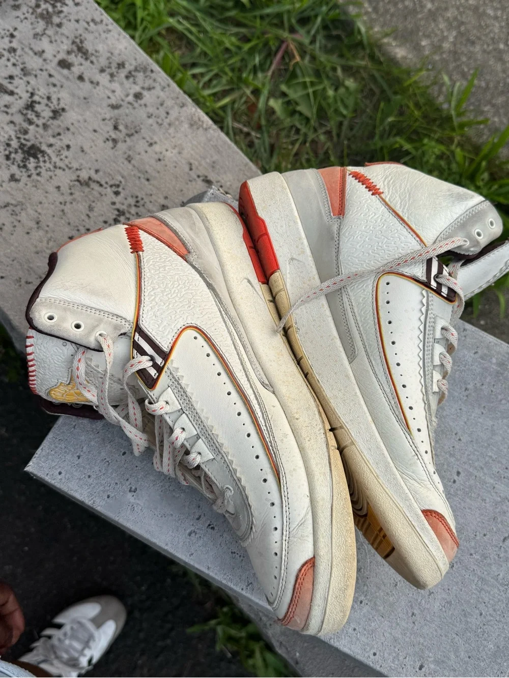 Maison Château Rouge x Air Jordan 2